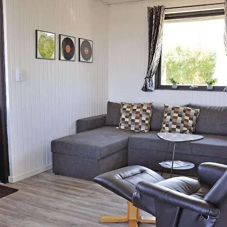 Ferienhaus Gorgeous In Augustenborg With Wifi *
